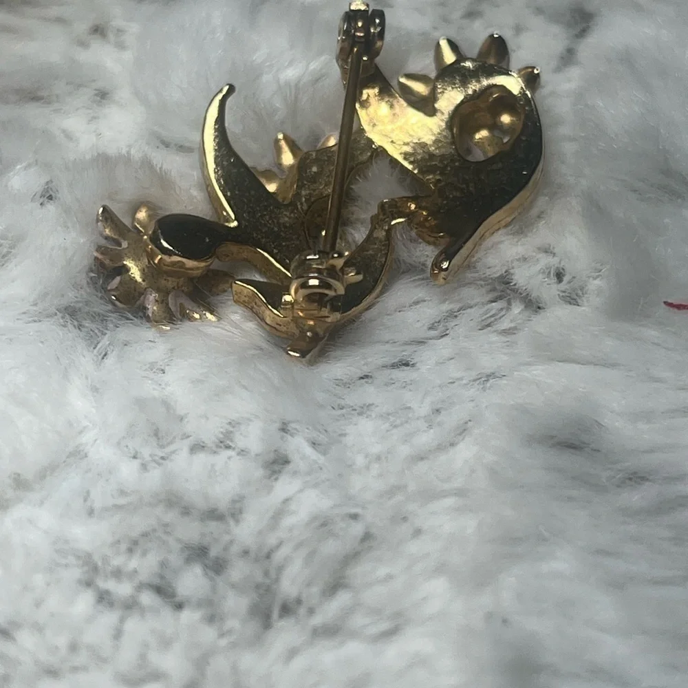 Vintage Flower Brooch